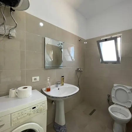 Apartamento Bajovah & Restaurant Tirana