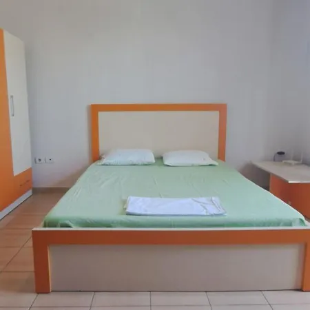 דירה 125 טיראנה