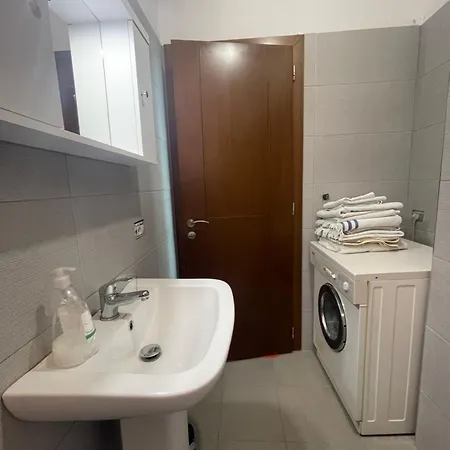 Bajovah & Restaurant Apartment Tirana